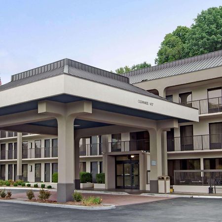 Baymont By Wyndham Nashville Airport Exterior foto